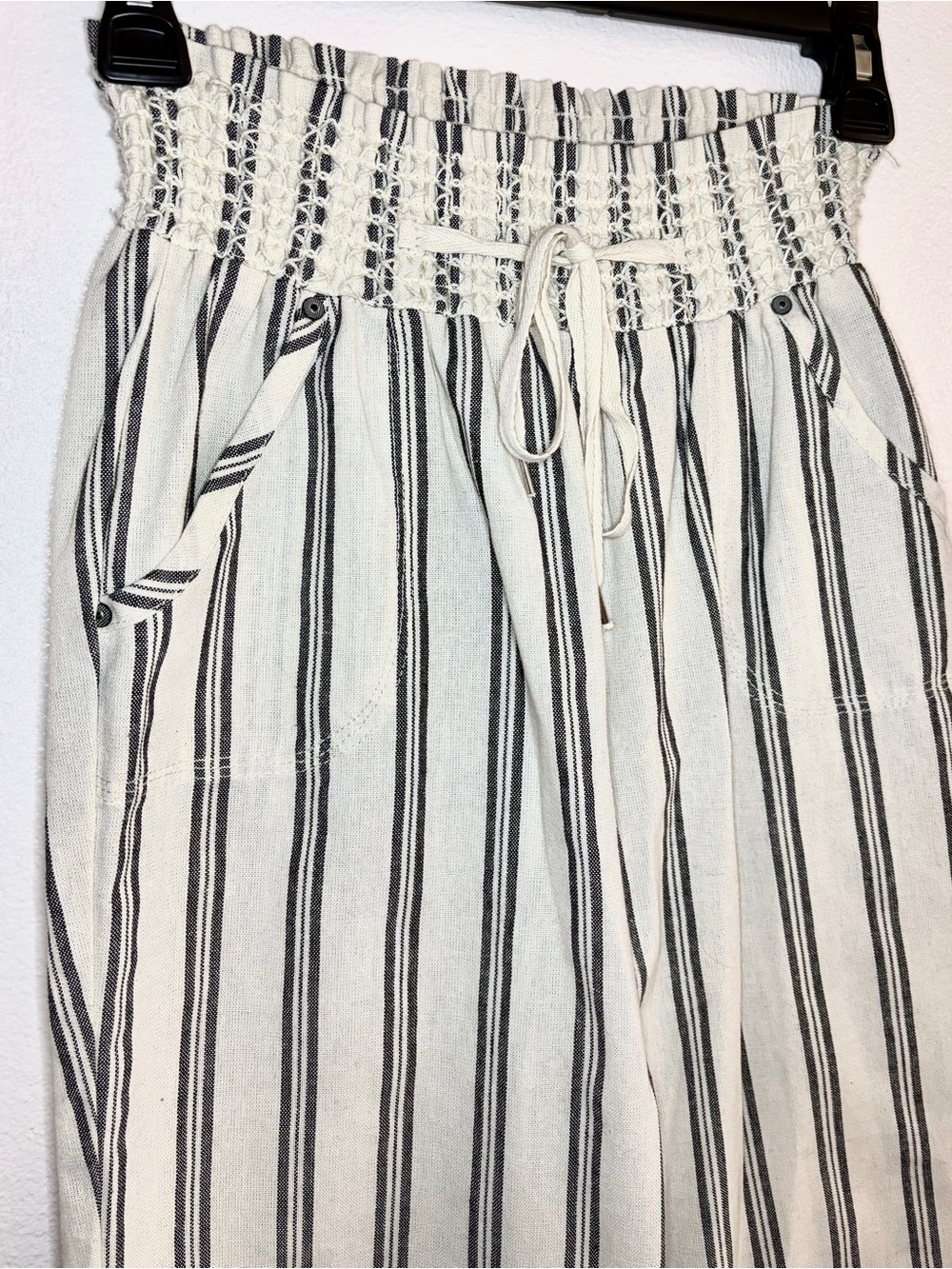 Linen Wide-Leg Striped Pants - White & Navy